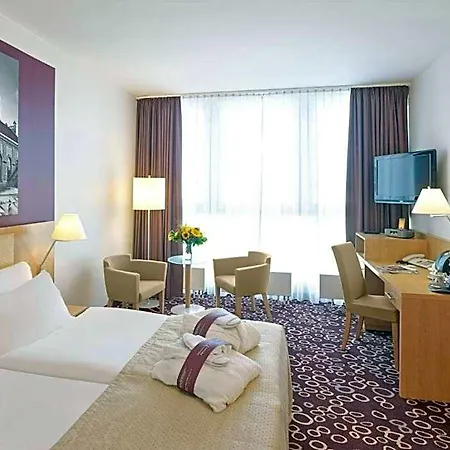 Hotel Sunday
