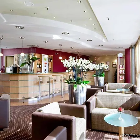 Mercure فندق 3*